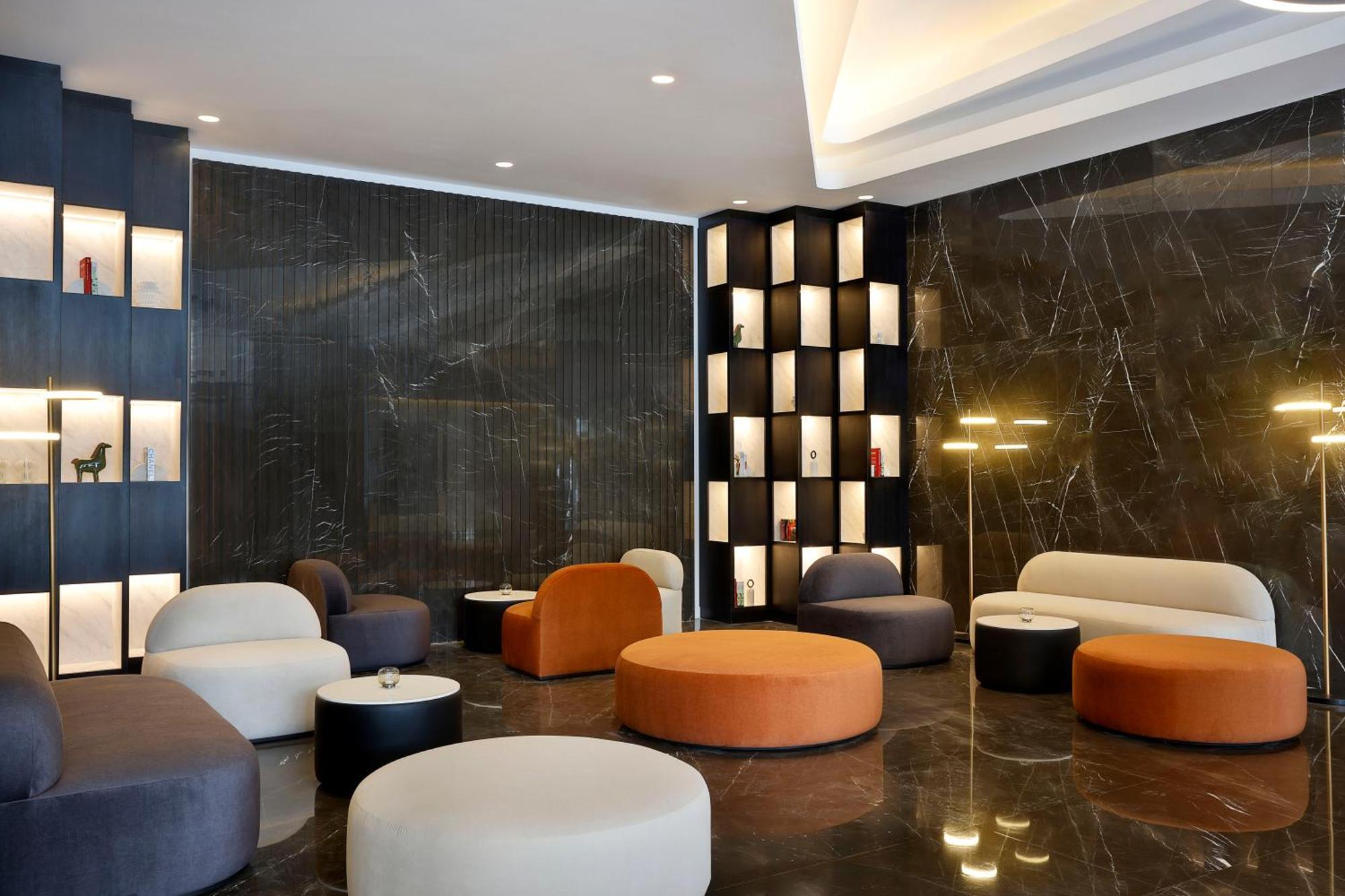 Hotel Local Dubai At Jumeirah Village Triangle Eksteriør bilde