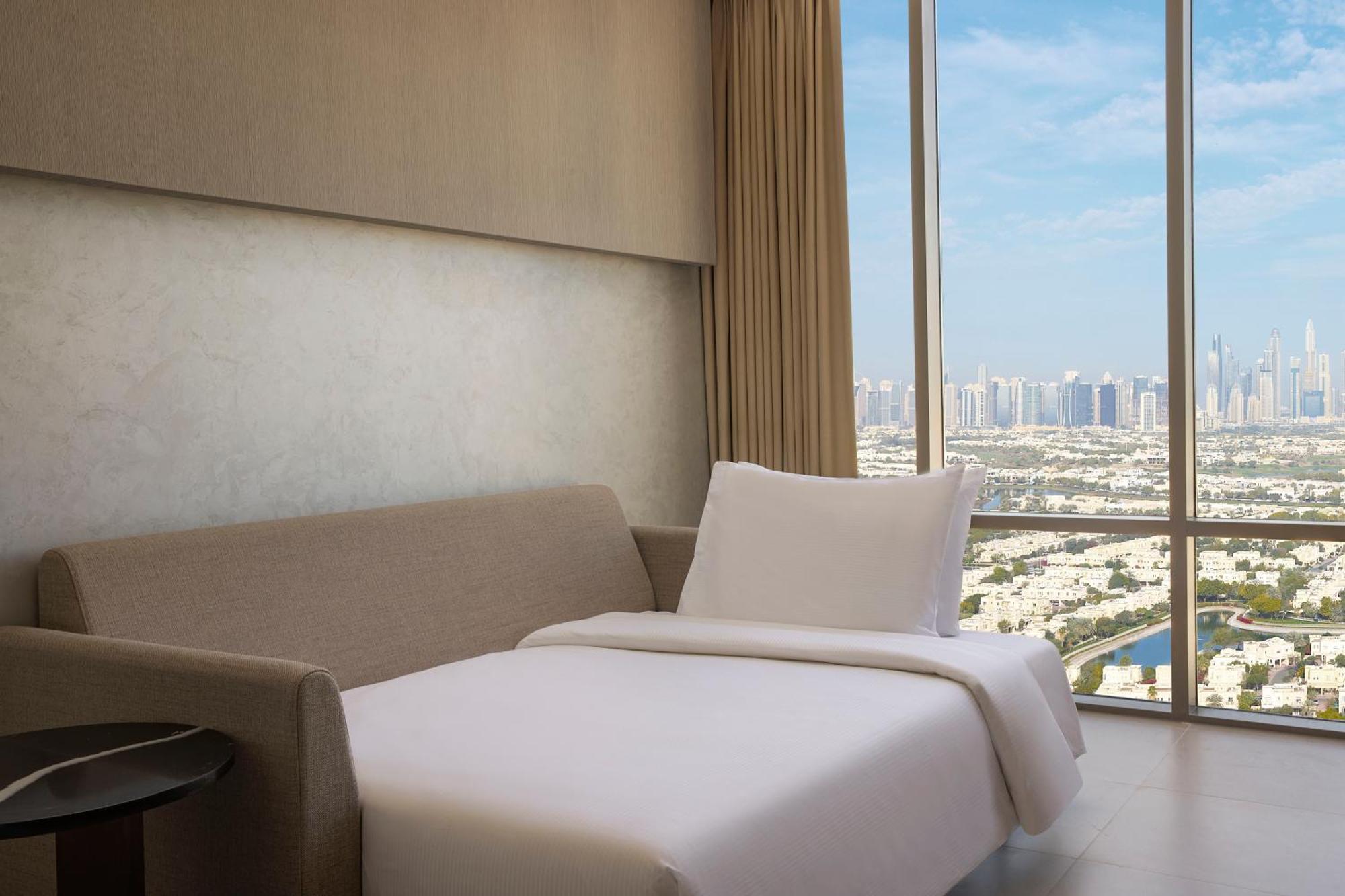 Hotel Local Dubai At Jumeirah Village Triangle Eksteriør bilde